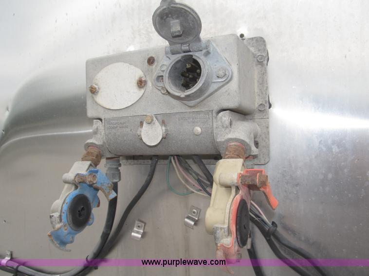 image for item F7110 1986 STE stainless steel tanker trailer