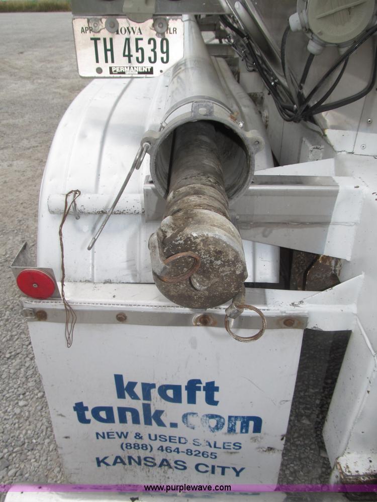 image for item F7110 1986 STE stainless steel tanker trailer