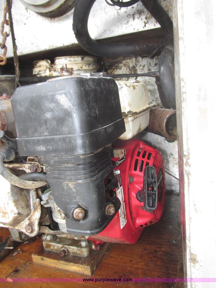 image for item F7110 1986 STE stainless steel tanker trailer