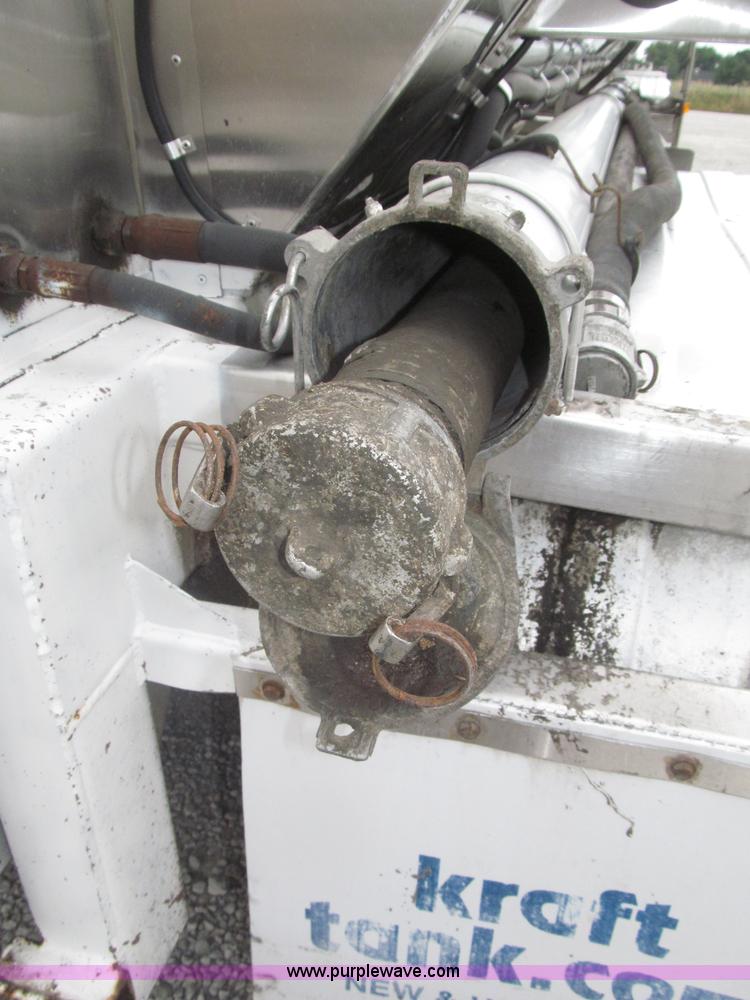 image for item F7110 1986 STE stainless steel tanker trailer