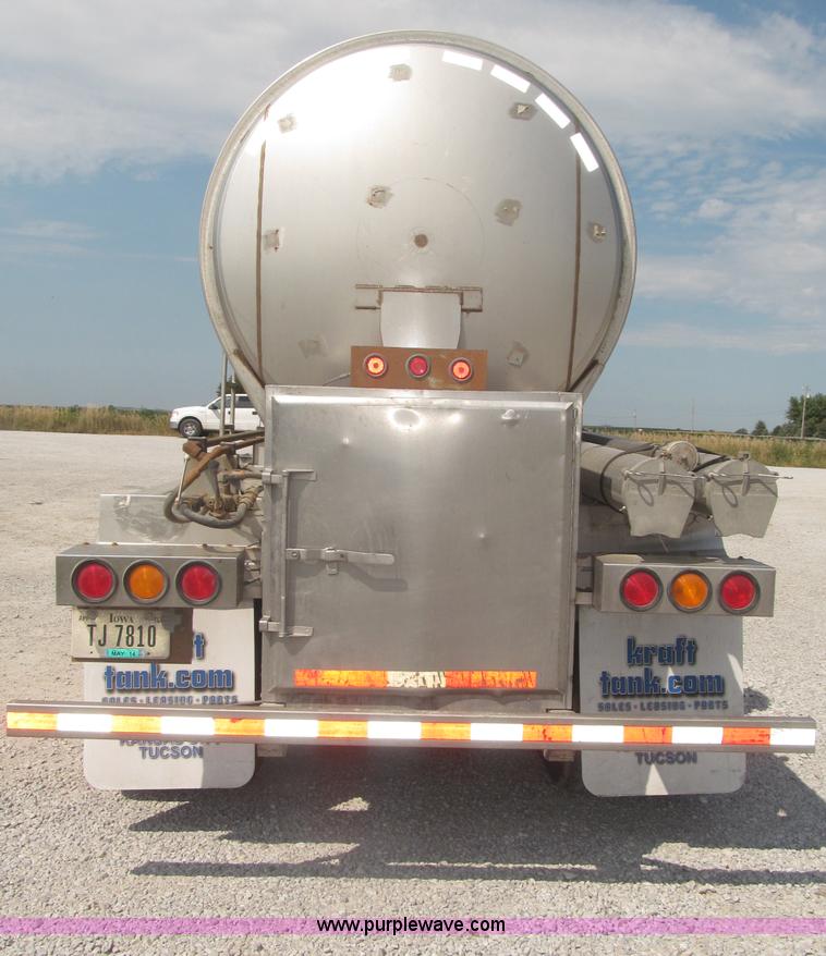 image for item F7113 1992 Walker stainless steel tanker trailer