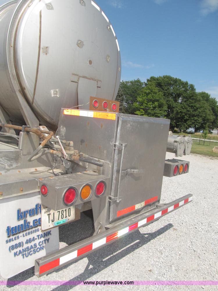 image for item F7113 1992 Walker stainless steel tanker trailer