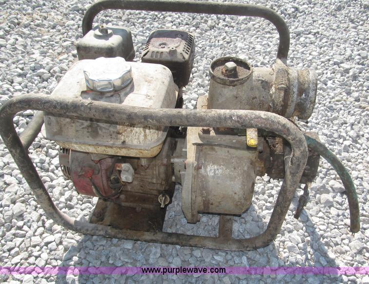 image for item F7113 1992 Walker stainless steel tanker trailer