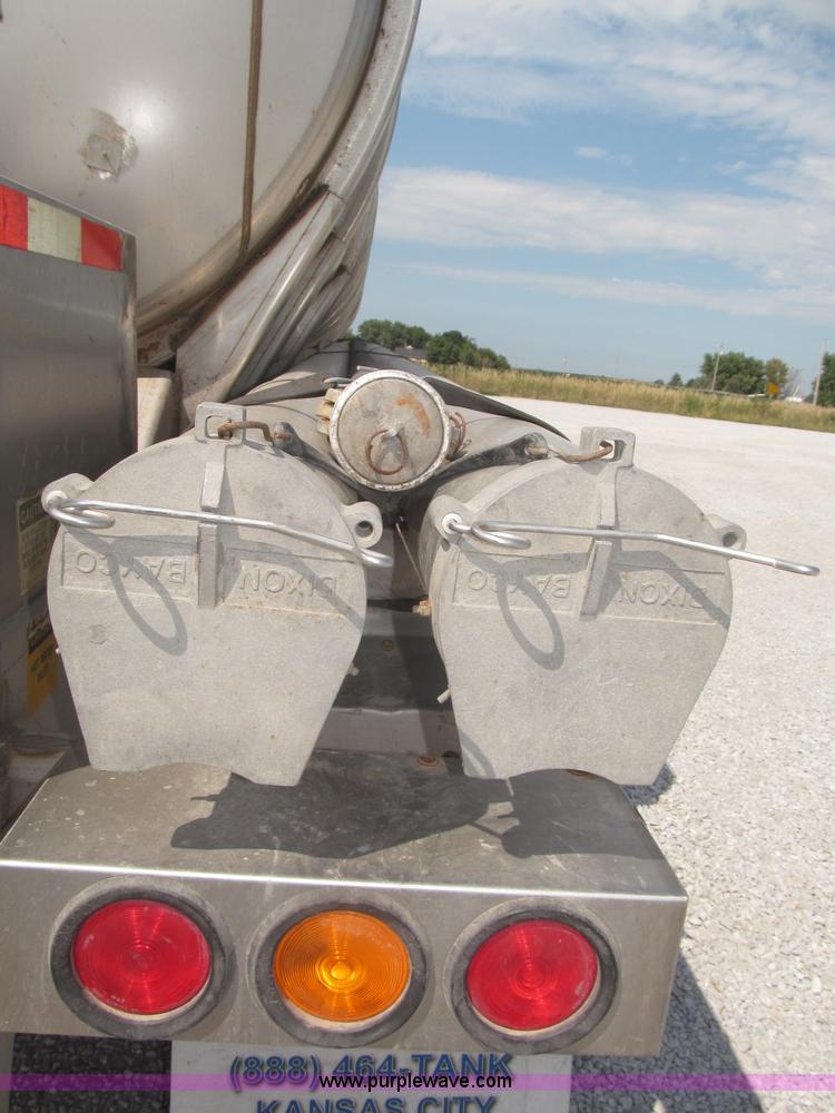 image for item F7113 1992 Walker stainless steel tanker trailer