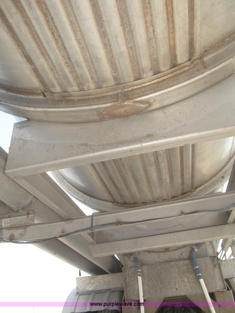image for item F7113 1992 Walker stainless steel tanker trailer
