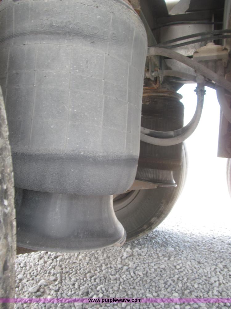 image for item F7113 1992 Walker stainless steel tanker trailer