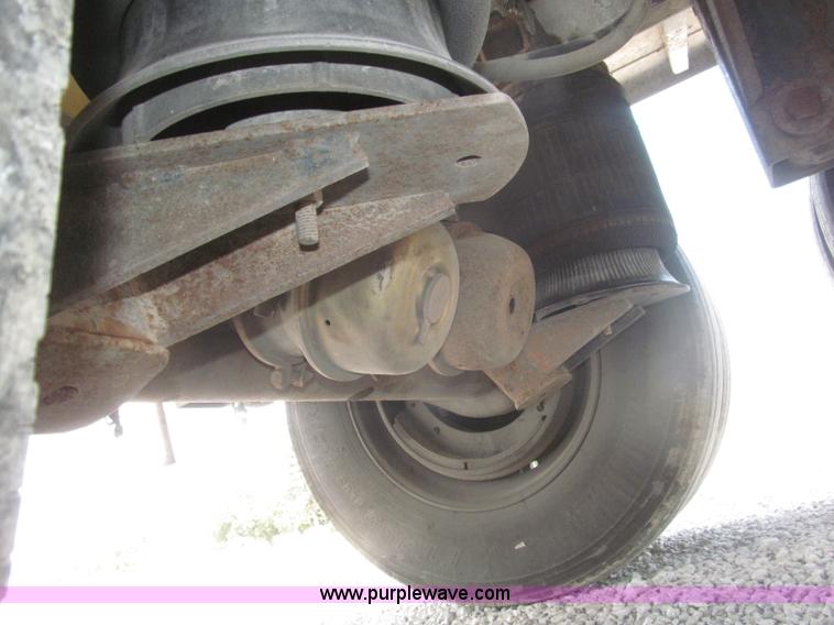 image for item F7113 1992 Walker stainless steel tanker trailer