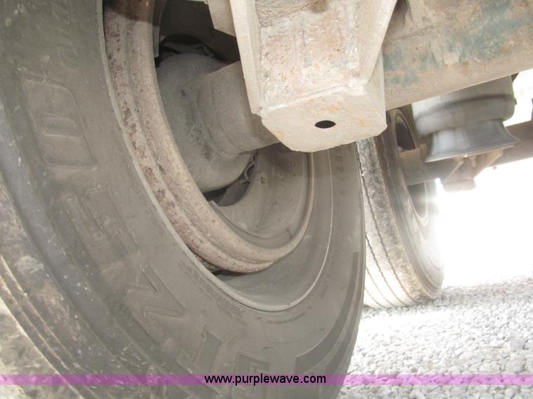 image for item F7113 1992 Walker stainless steel tanker trailer