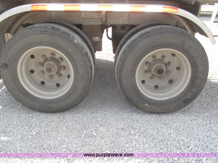image for item F7113 1992 Walker stainless steel tanker trailer