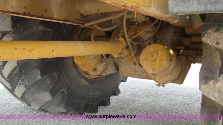 image for item G2087 1998 Ag-Chem TerraGator 8103 dry spreader truck