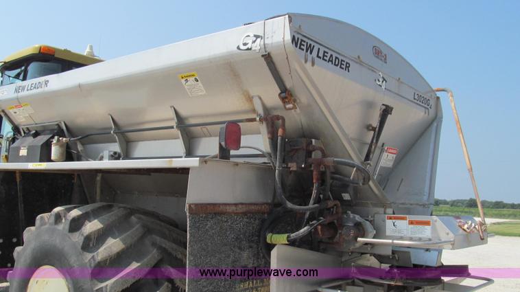 image for item G2087 1998 Ag-Chem TerraGator 8103 dry spreader truck