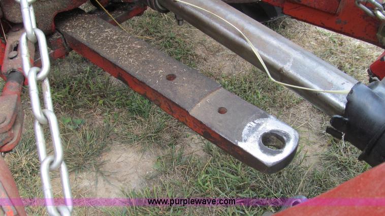 image for item G2088 1976 International 986 tractor