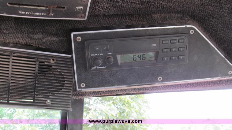 image for item G2088 1976 International 986 tractor