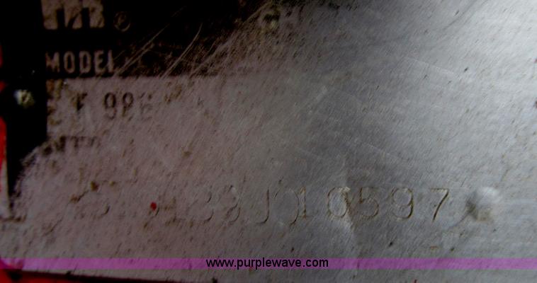 image for item G2088 1976 International 986 tractor