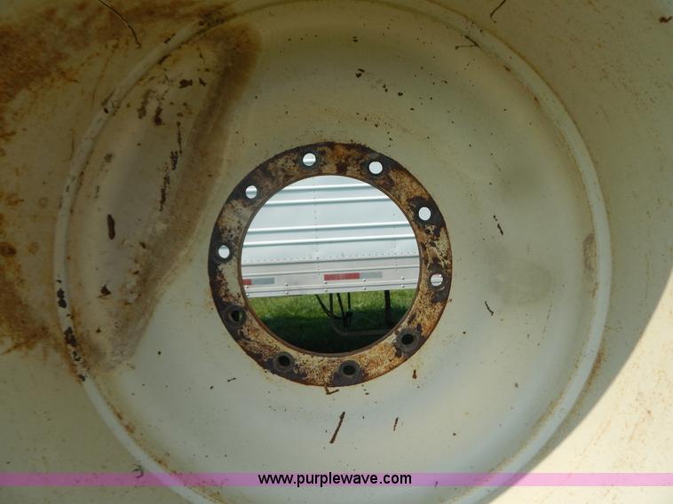 image for item G3420 (2) Michelin Mega X BIB 800/65R32 tires