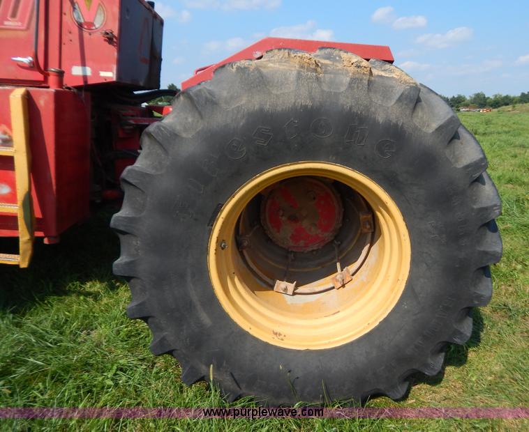 image for item G3430 1976 Versatile 900 Series II 4WD tractor