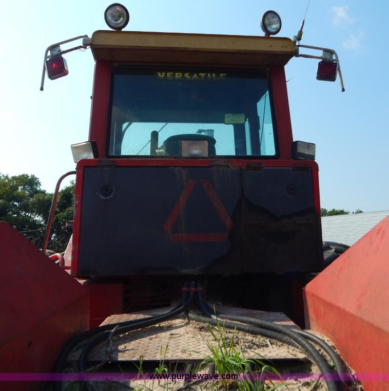 image for item G3430 1976 Versatile 900 Series II 4WD tractor