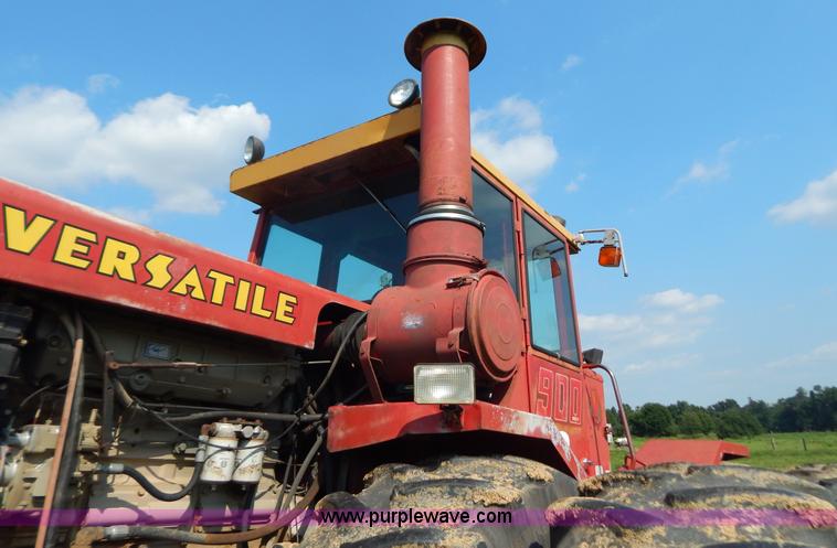 image for item G3430 1976 Versatile 900 Series II 4WD tractor