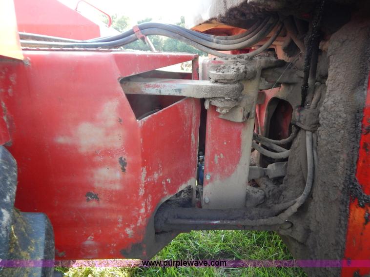 image for item G3430 1976 Versatile 900 Series II 4WD tractor