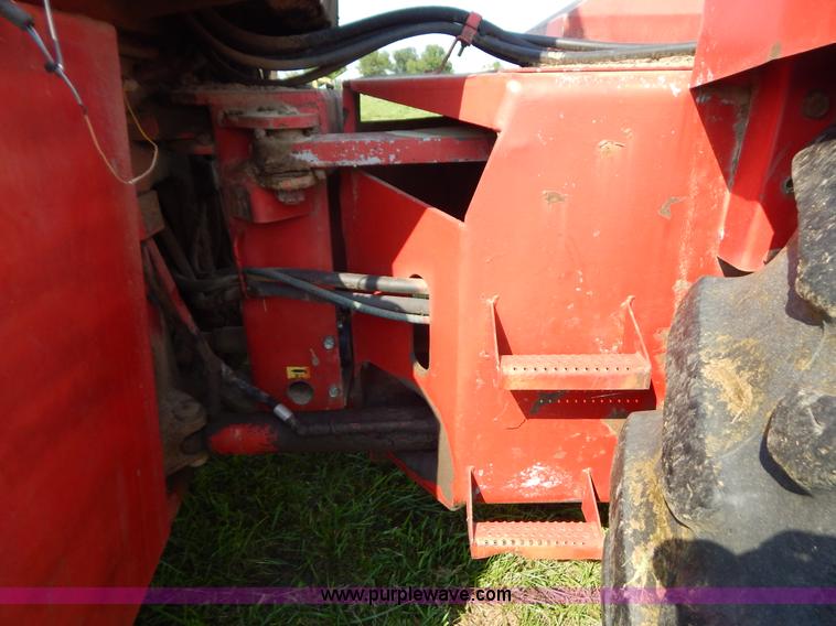 image for item G3430 1976 Versatile 900 Series II 4WD tractor