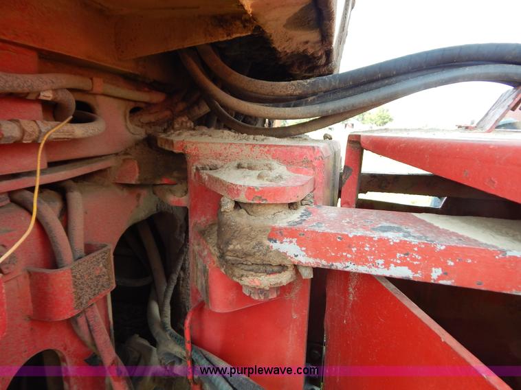 image for item G3430 1976 Versatile 900 Series II 4WD tractor