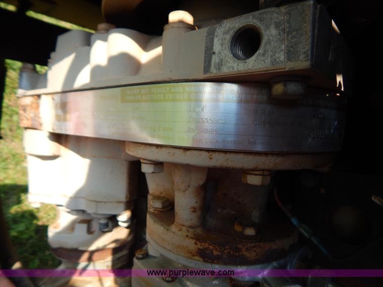 image for item G3430 1976 Versatile 900 Series II 4WD tractor