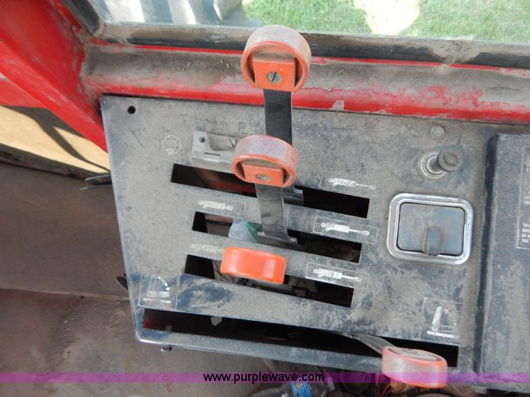 image for item G3430 1976 Versatile 900 Series II 4WD tractor