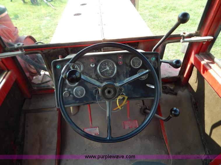 image for item G3430 1976 Versatile 900 Series II 4WD tractor