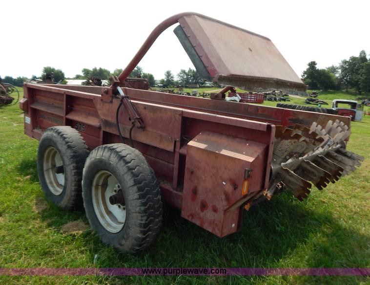 image for item G3442 Case IH 575 manure spreader