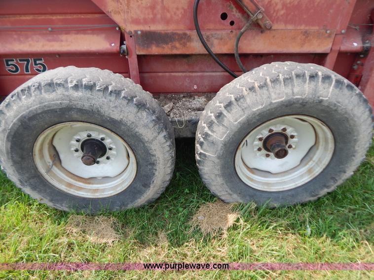 image for item G3442 Case IH 575 manure spreader