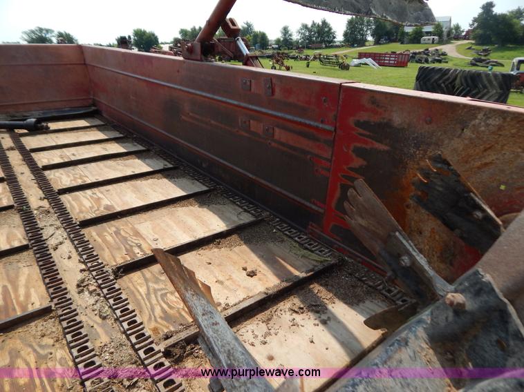 image for item G3442 Case IH 575 manure spreader