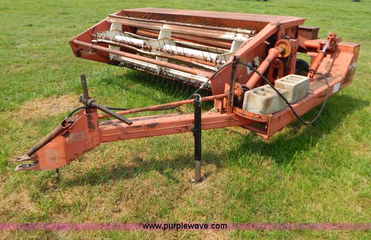 image for item G3447 Hesston 1090 haybine