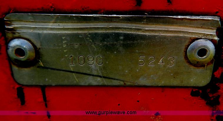 image for item G3447 Hesston 1090 haybine