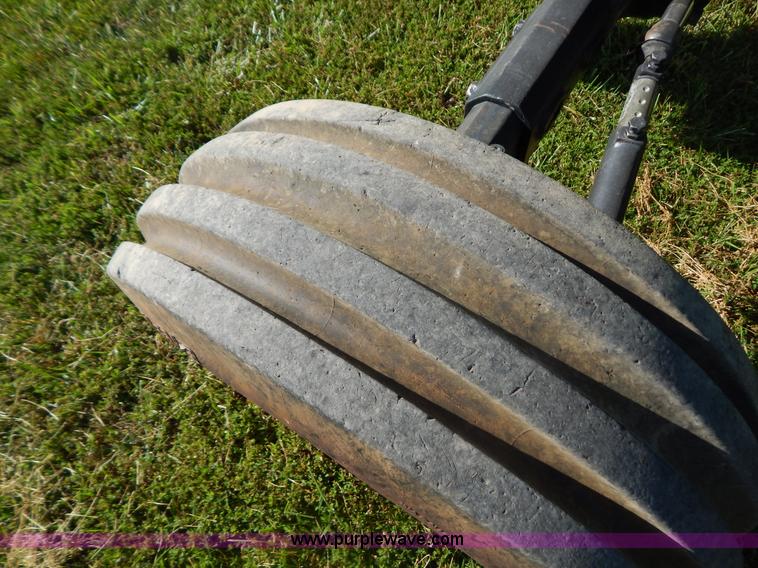 image for item G3494 2002 John Deere 5520 tractor