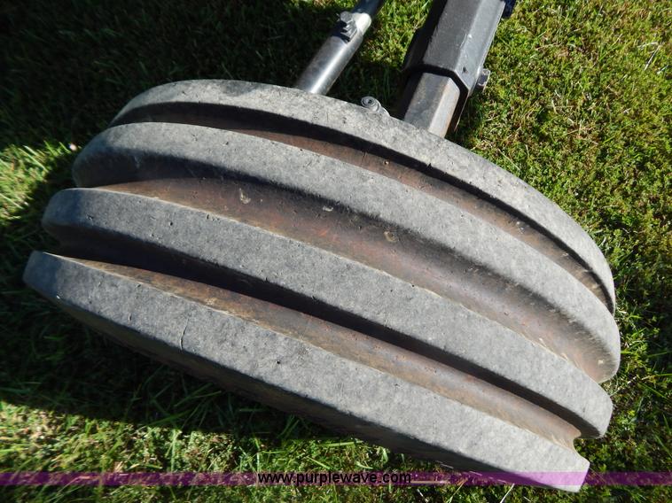 image for item G3494 2002 John Deere 5520 tractor