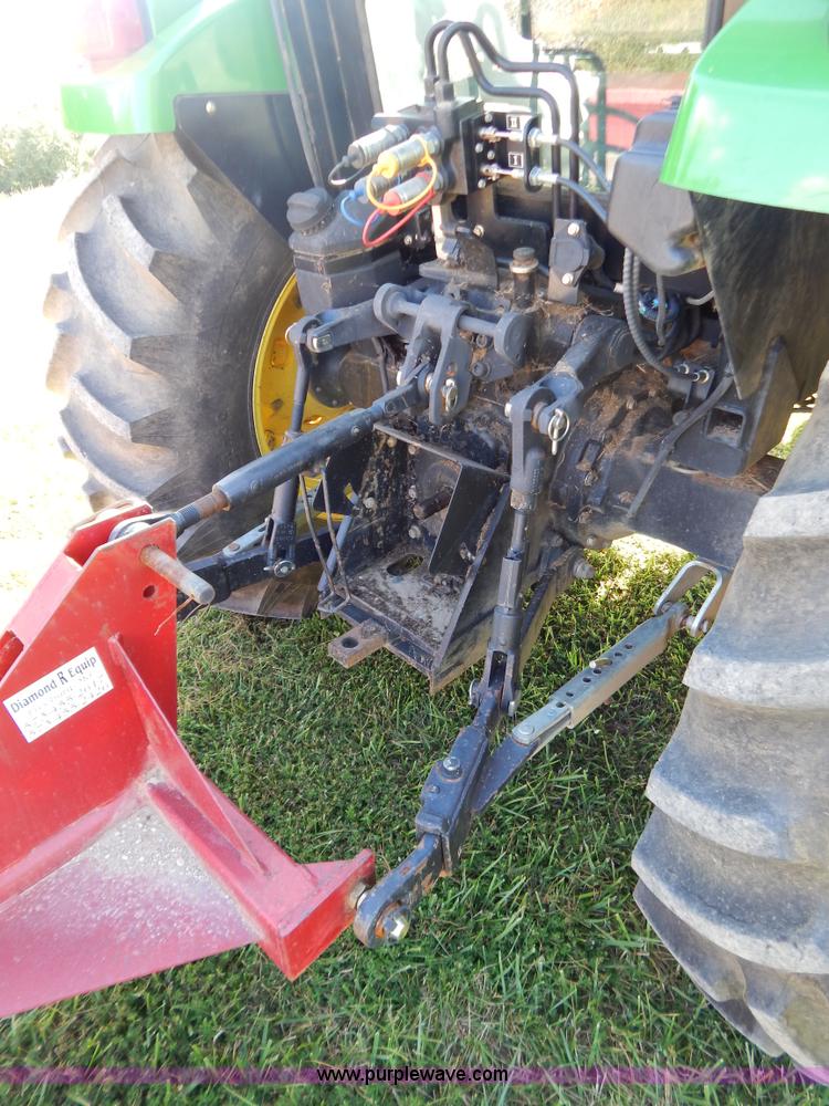 image for item G3494 2002 John Deere 5520 tractor