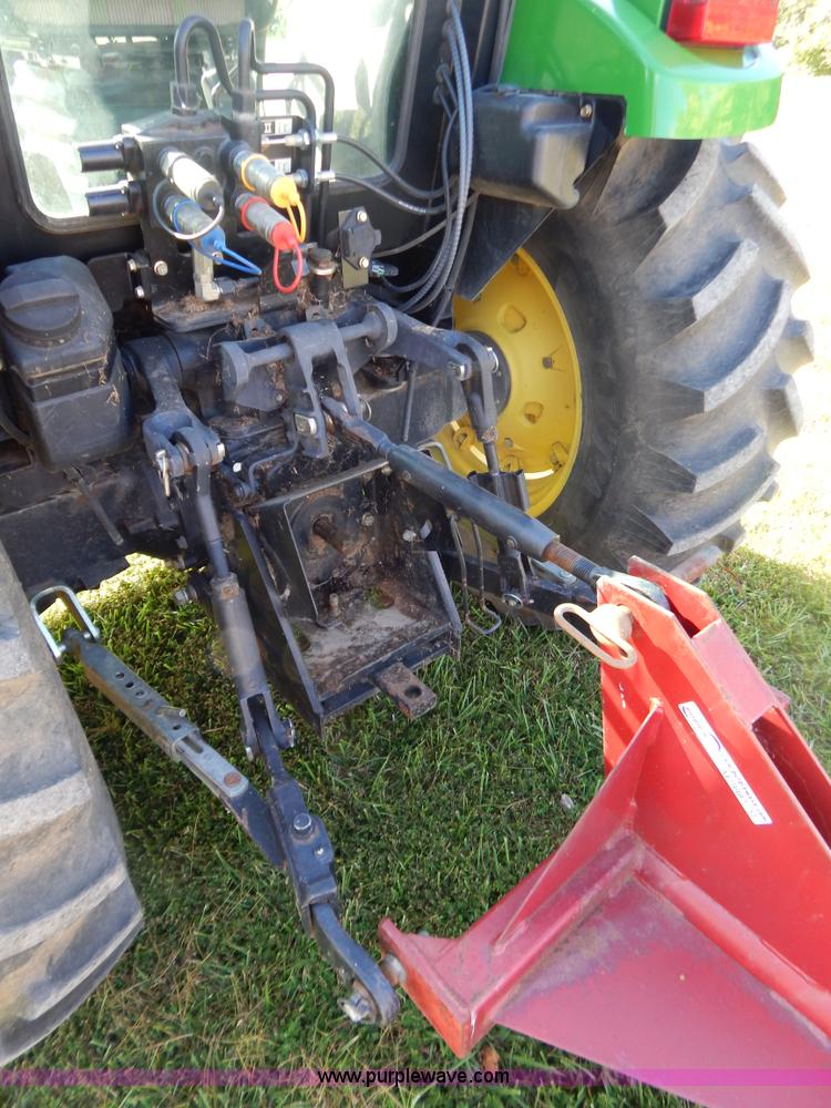 image for item G3494 2002 John Deere 5520 tractor
