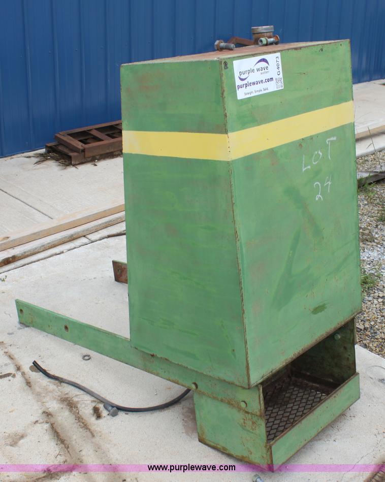 image for item G4073 John Deere front mount fuel cell