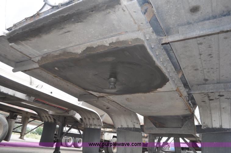 image for item G6158 1983 Polar milk tanker trailer