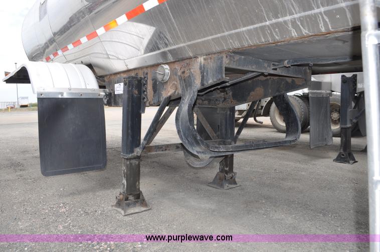 image for item G6158 1983 Polar milk tanker trailer