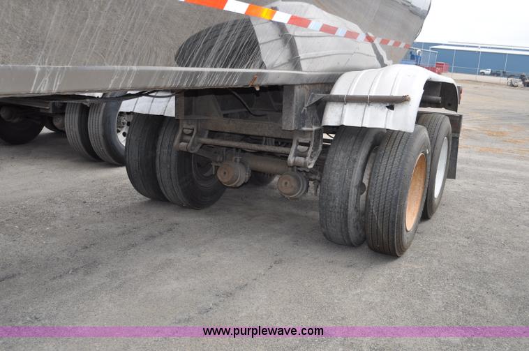 image for item G6158 1983 Polar milk tanker trailer