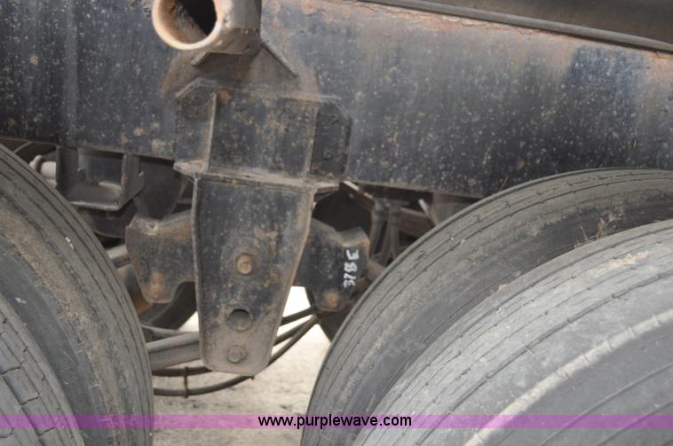 image for item G6158 1983 Polar milk tanker trailer