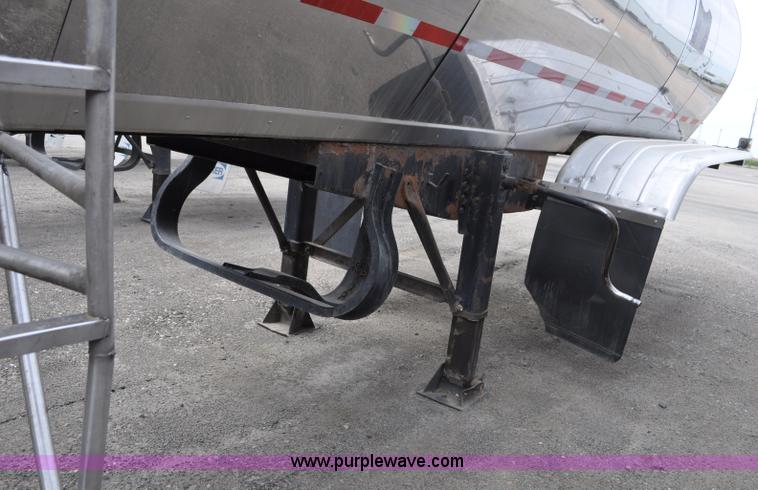 image for item G6158 1983 Polar milk tanker trailer