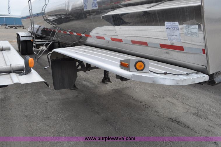 image for item G6158 1983 Polar milk tanker trailer