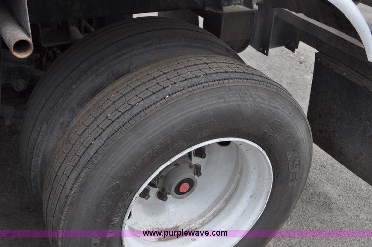 image for item G6158 1983 Polar milk tanker trailer