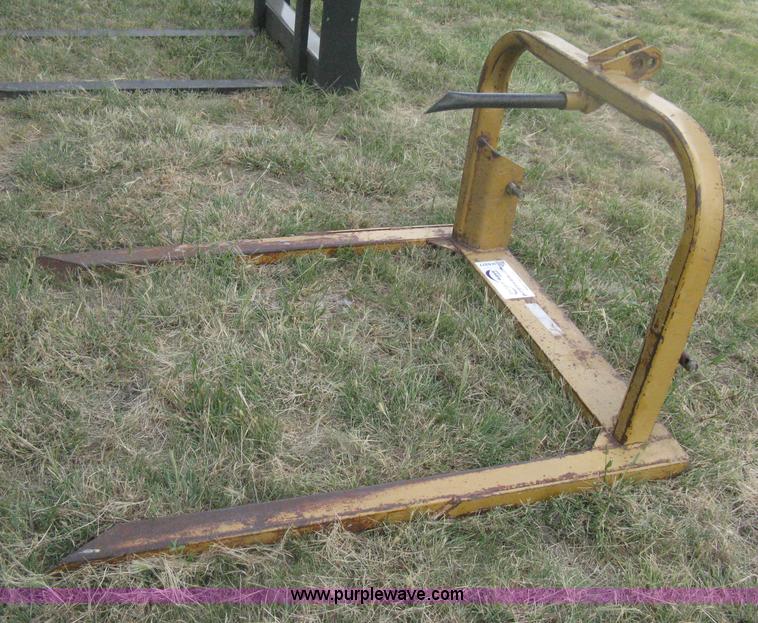image for item H6377 LBJ  three point bale fork