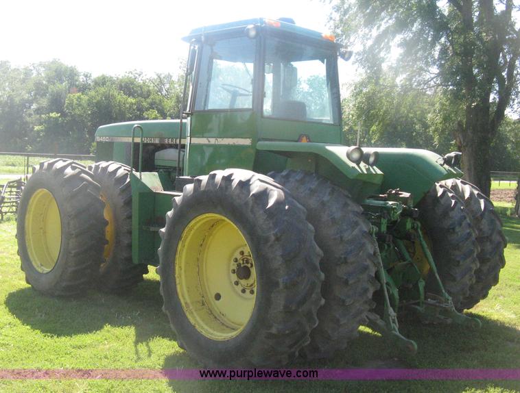 image for item H6454 1983 John Deere 8450 4WD tractor