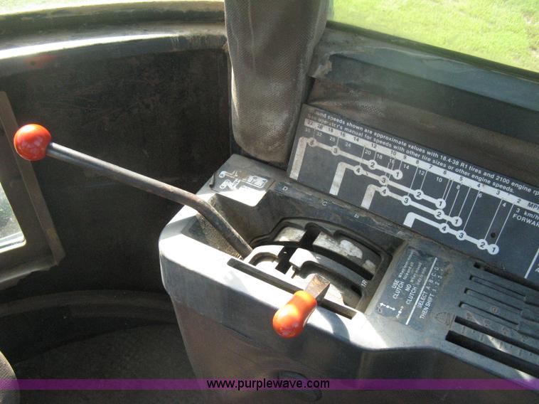 image for item H6454 1983 John Deere 8450 4WD tractor