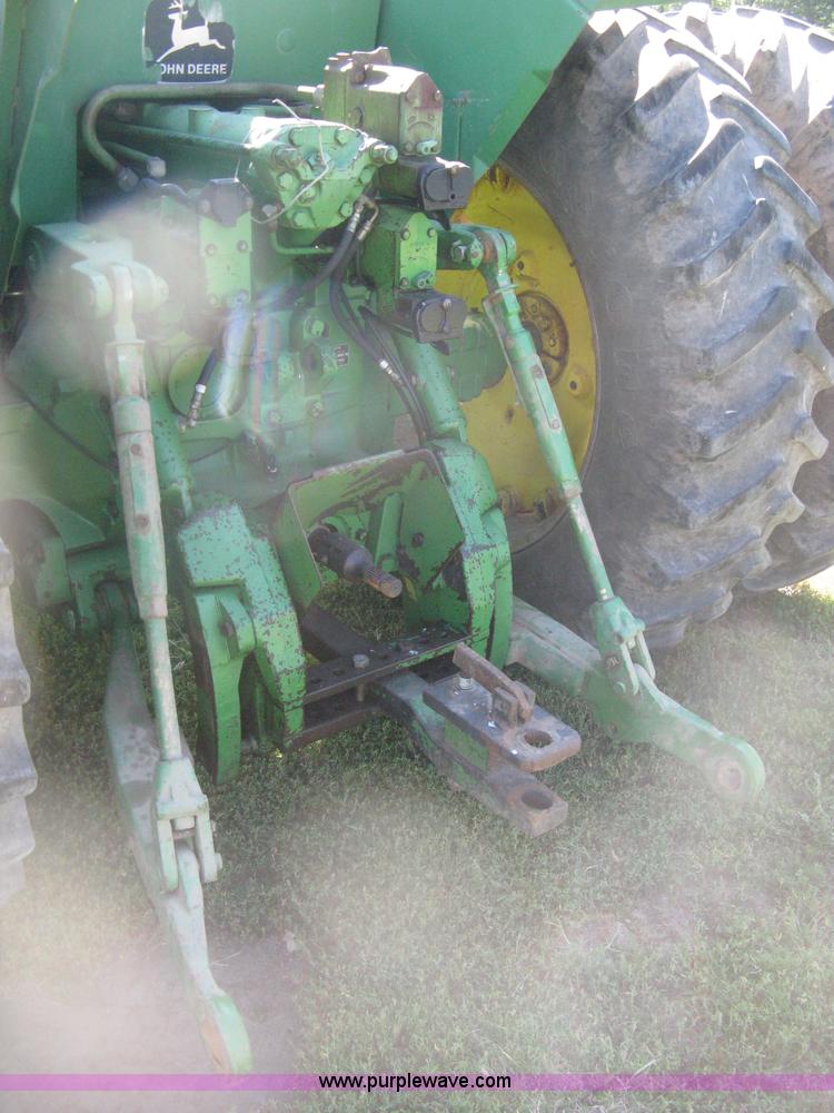 image for item H6454 1983 John Deere 8450 4WD tractor
