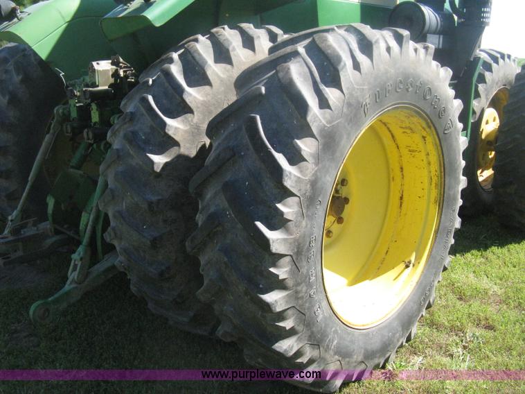 image for item H6454 1983 John Deere 8450 4WD tractor